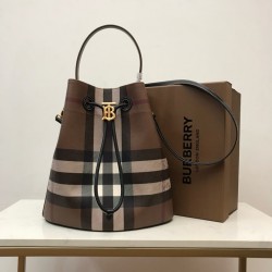 Burberry TB Bucket 80696551