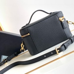 Prada Leather mini-bag 1BH202_2DKV