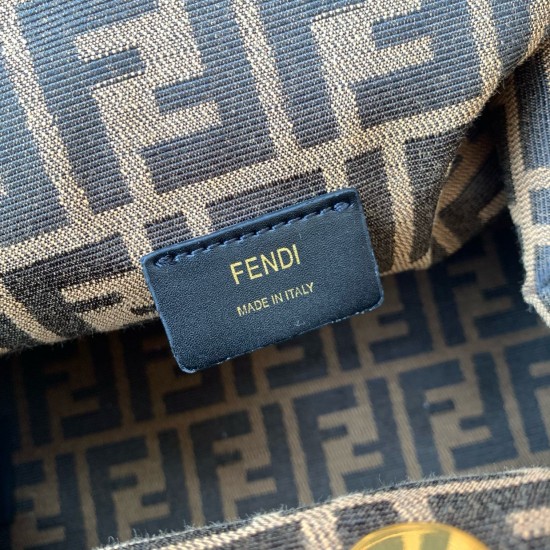 Fendi First Medium 8BP127ABVEF0KUR