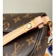 Louis Vuitton Wallet on Chain Ivy M81911