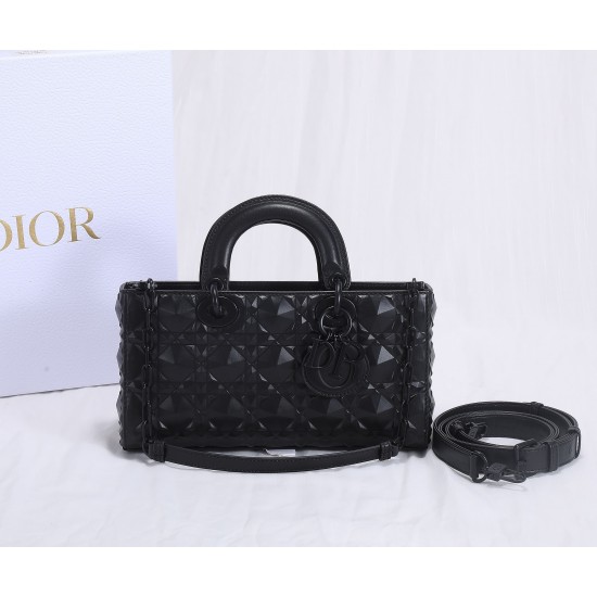 Dior Lady D-Joy Bag M0540SNEA_M900