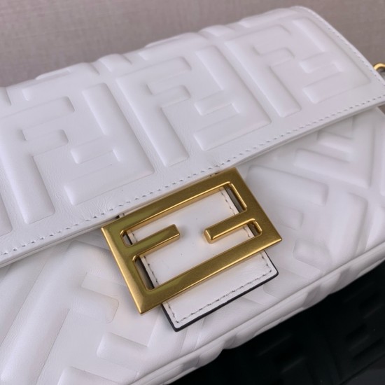 Fendi Baguette 8BR600A72VF15AO