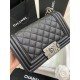 Chanel small Boy Chanel handbag A67085 Y09953 94305 