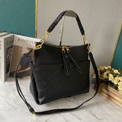 LOUIS VUITTON  Maida Hobo M45522 