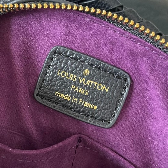 LOUIS VUITTON  Maida Hobo M45522 