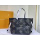  LOUIS VUITTON Neverfull MM M45685