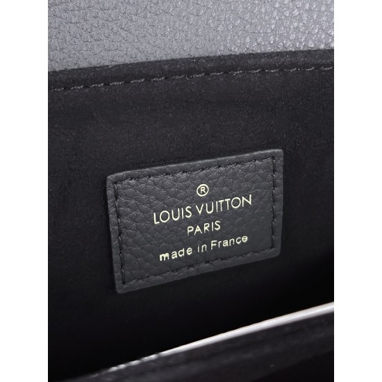 Louis Vuitton Oxford Black M22735